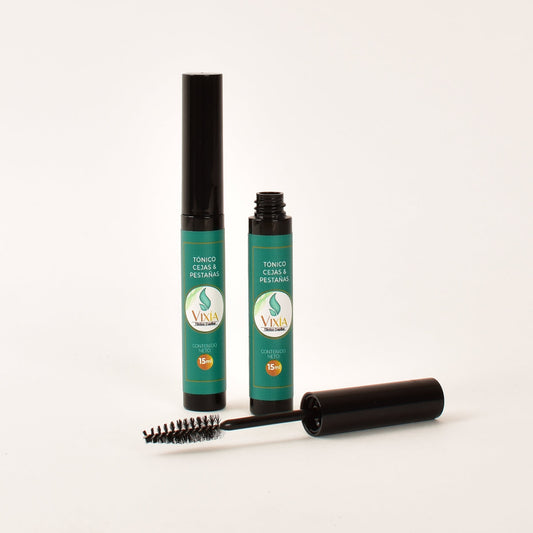 Crecimiento y fortalecimiento capilar en cejas y pestañas desde el primer uso.